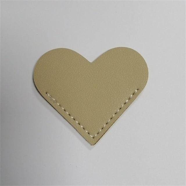 Book Accessories for Reading Lovers Leather Bookmark Heart-Shaped Page, Bookmark, Heart-Shaped Page Corner , Cute Bookmarks Accessories for Women Present Reading Book Lovers