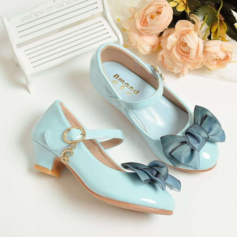 Dress shoes shop with wheels