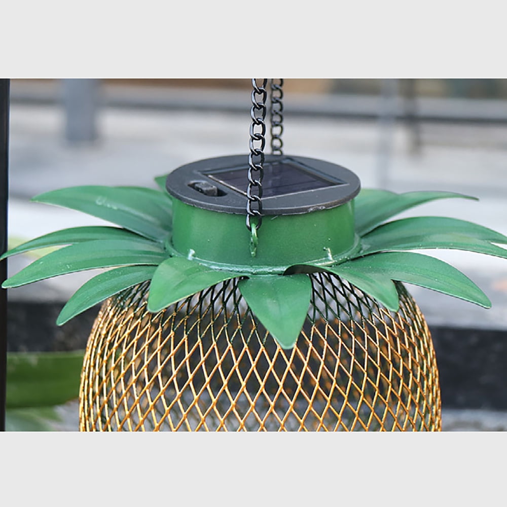 Solar Pineapple Shape Bird Feeder with LED Weather Resistance Hanging Design Metal Bird Food Container Outdoors Hanging Garden Yard Backyard Terrace Decoration