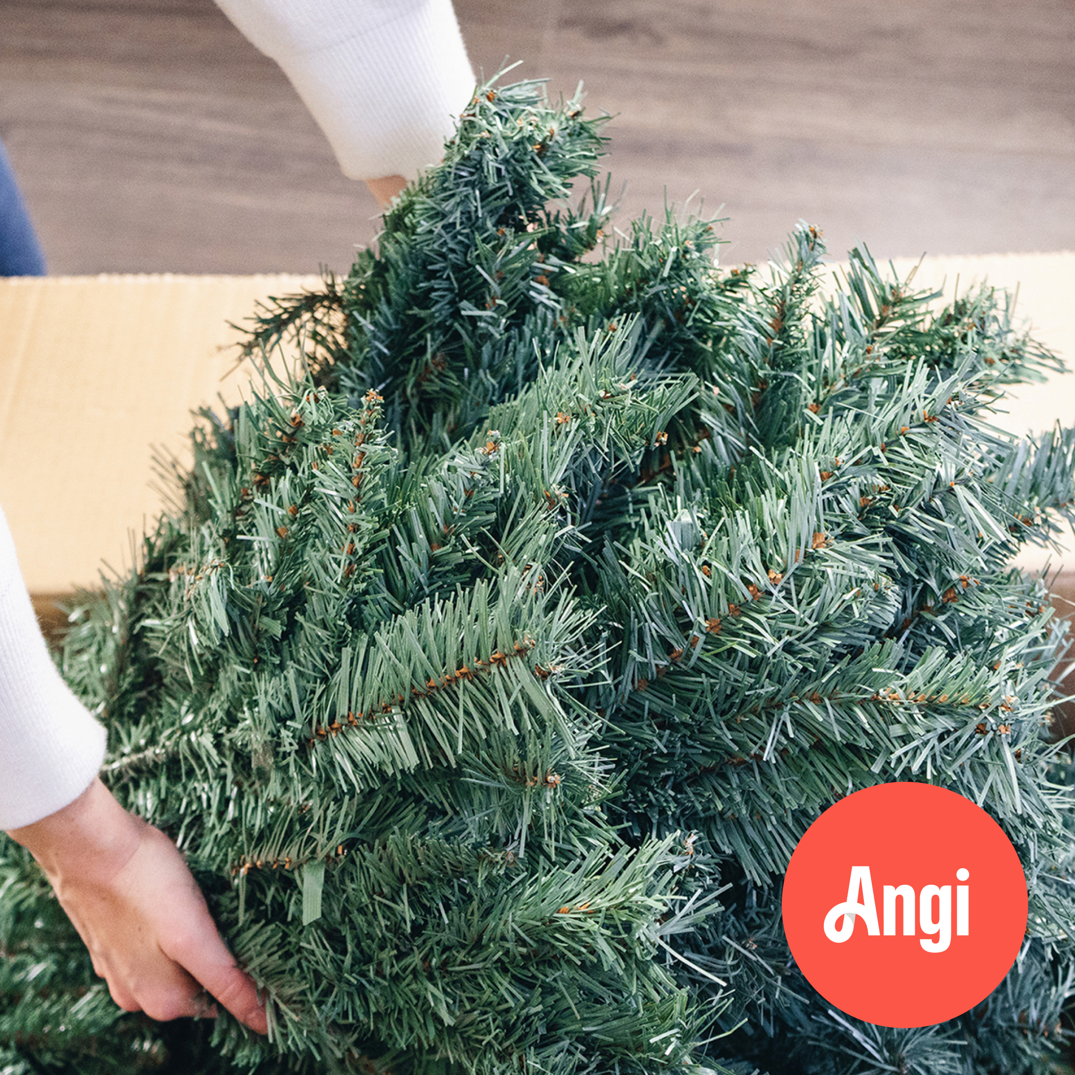 Artificial Christmas Tree Setup