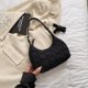 thumbnail image 4 of Bolso de hombro para mujer Bolso de nailon para axilas de moda para mujer (negro), 4 of 6