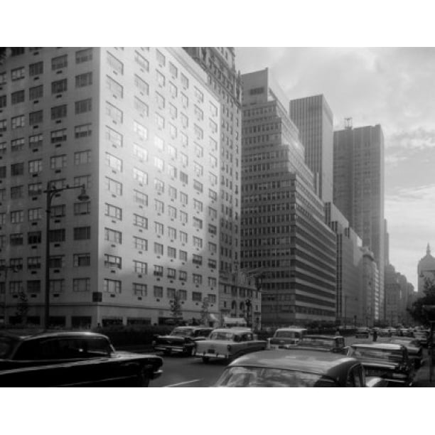 USA New York Manhattan Park Avenue looking South from 57th Street