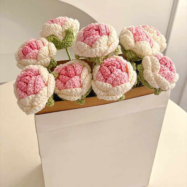 Ramo de flores eternas tejidas a mano, rosas de imitación, hilo de lana, con acabado de gancho, ideal para novias y amigos.