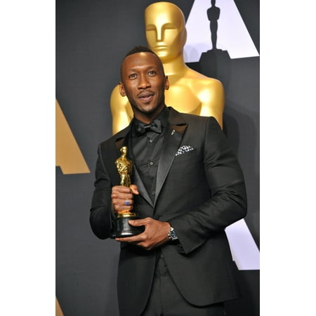 Mahershala Ali Best Performance By An Actor In A Supporting Role For Moonlight In The Press Room For The 89Th Academy Awards Oscars 2017 - Press Room The Dolby Theatre At Hollywood And Highland (Hollywood Actors Best Body)
