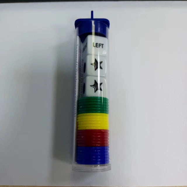 LCR con cartucho de chips Versión en inglés Dados de juego izquierdo, medio y derecho Dados de juego divertidos de cuatro colores