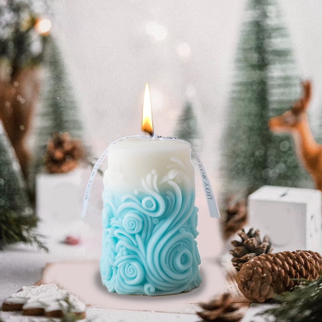 Vela perfumada con columna romana geométrica | Degradado azul y blanco con estrellas | Elegante vela de aromaterapia para Navidad | Ambiente relajante y cálido (7,5 x 7,5 x 10 cm)