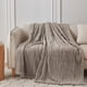 thumbnail image 4 of Manta cálida Blanket COOVA Taupe Sherpa 127 x 152 cm, 4 of 6