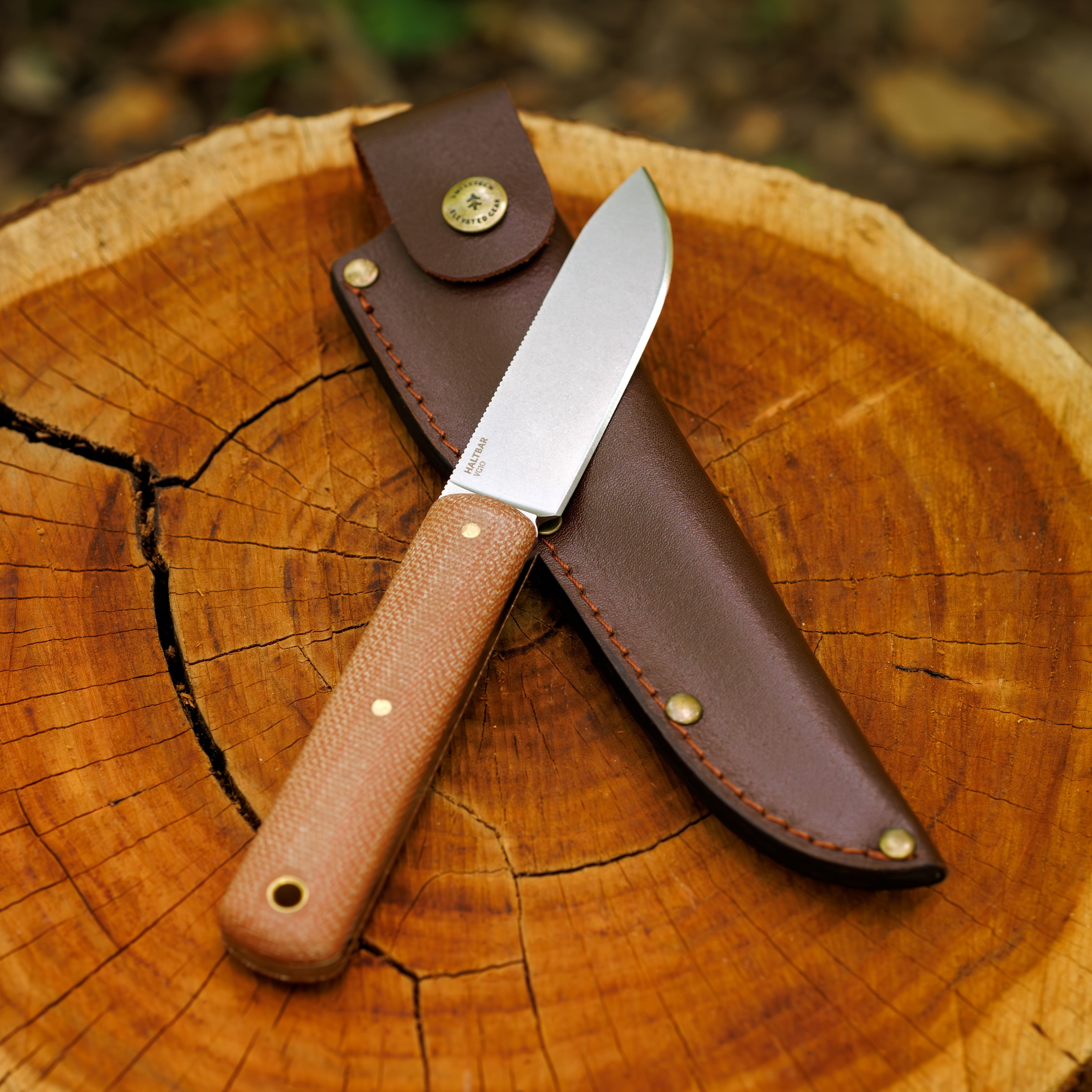 Swiss Tech Haltbar Knife with a VG-10 Full Tang Steel Blade and Canvas Micarta Handle