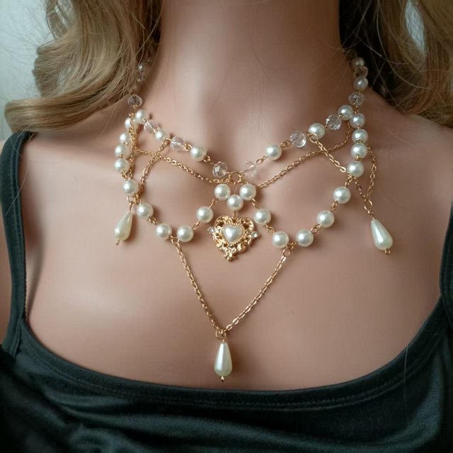 Diseño de nicho de doble capa brillante imitación de borlas de perlas, estilo de vacaciones de amor, collar dulce, todo tipo de collar femenino