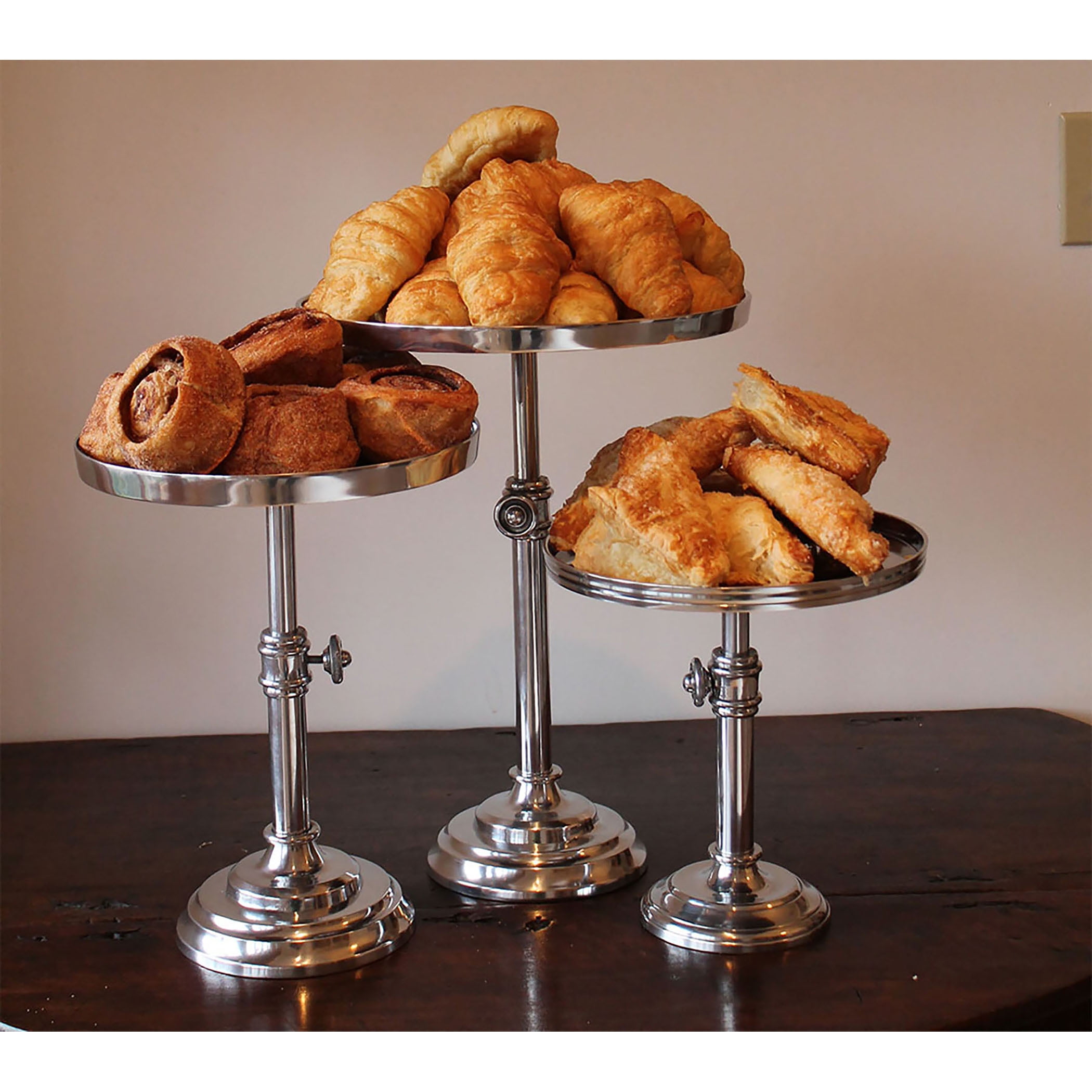 Aluminum Telescoping Catering Stand Medium