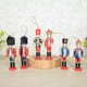 thumbnail image 1 of 6pcs Cascanueces de Fiugre Juguete / Decoración Festiva / Estantes Decoraciones de Mesas, 12cm Hugo Cascanueces de madera, 1 of 9