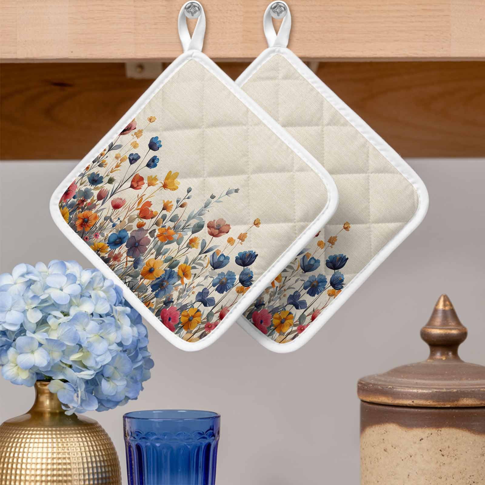 Colorful Spring Floral Pot Holders for Kitchen Heatproof Potholder, 2 Pack Elegant Summer Botanical Rustic Hot Pads Multipurpose Oven Pads Cloth Potholders Trivet for Cooking and Baking