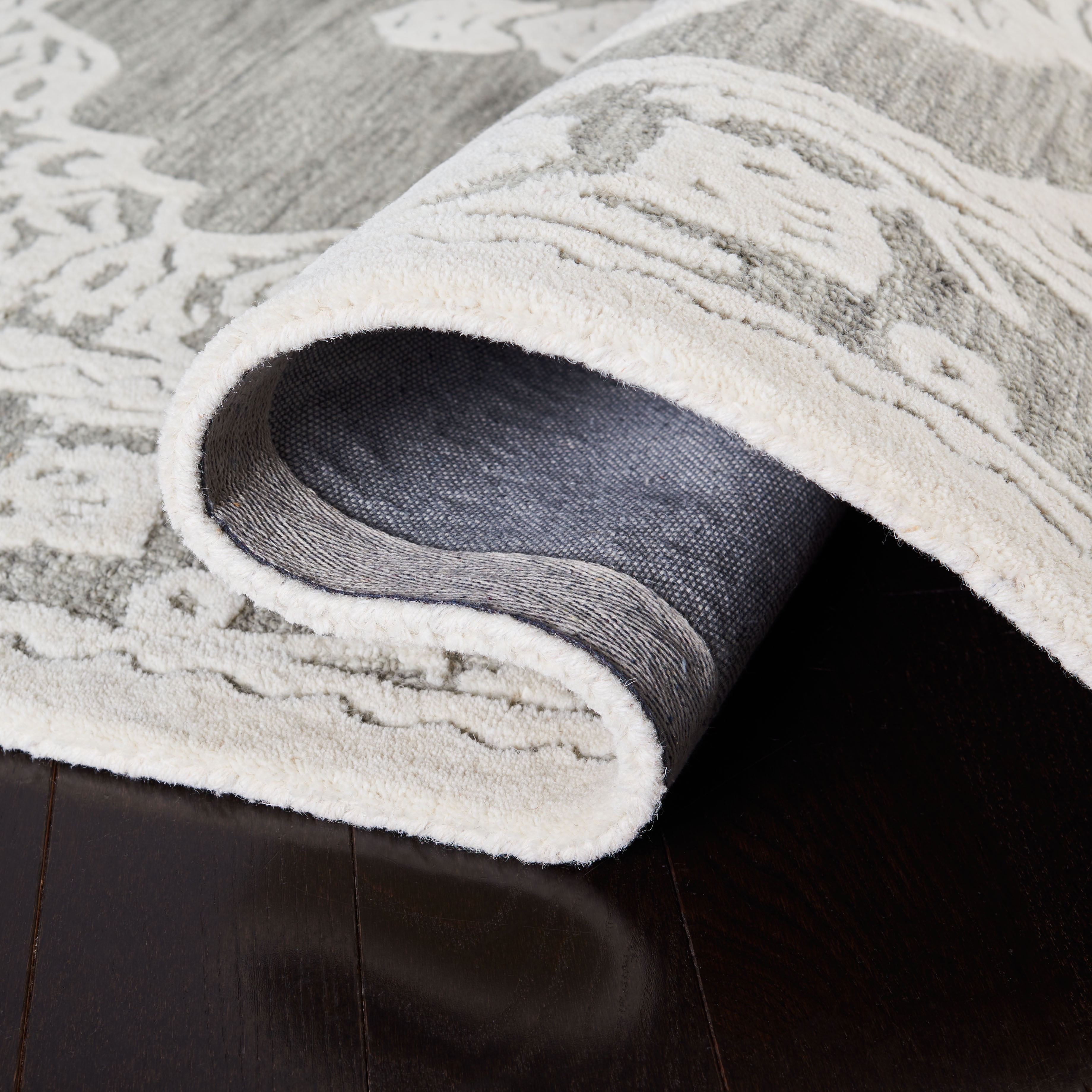 SAFAVIEH Micro-Loop Antonio Medallion Area Rug, Grey/Ivory, 5' x 5' Square