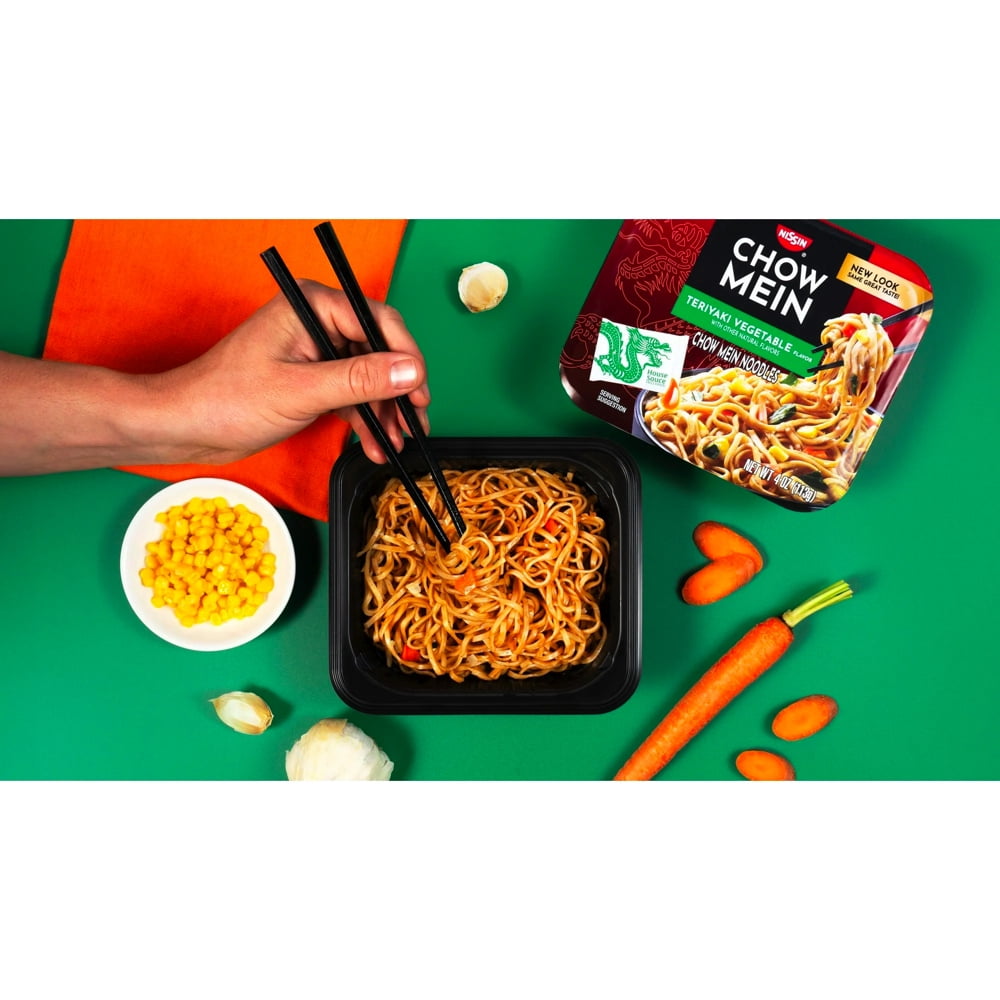 Everyday Necessiteez Chow Mein Instant Noodles, Teriyaki Vegetable Flavor, 4.0 oz -Pack of 8. Comes with Custom Tote and porte pot