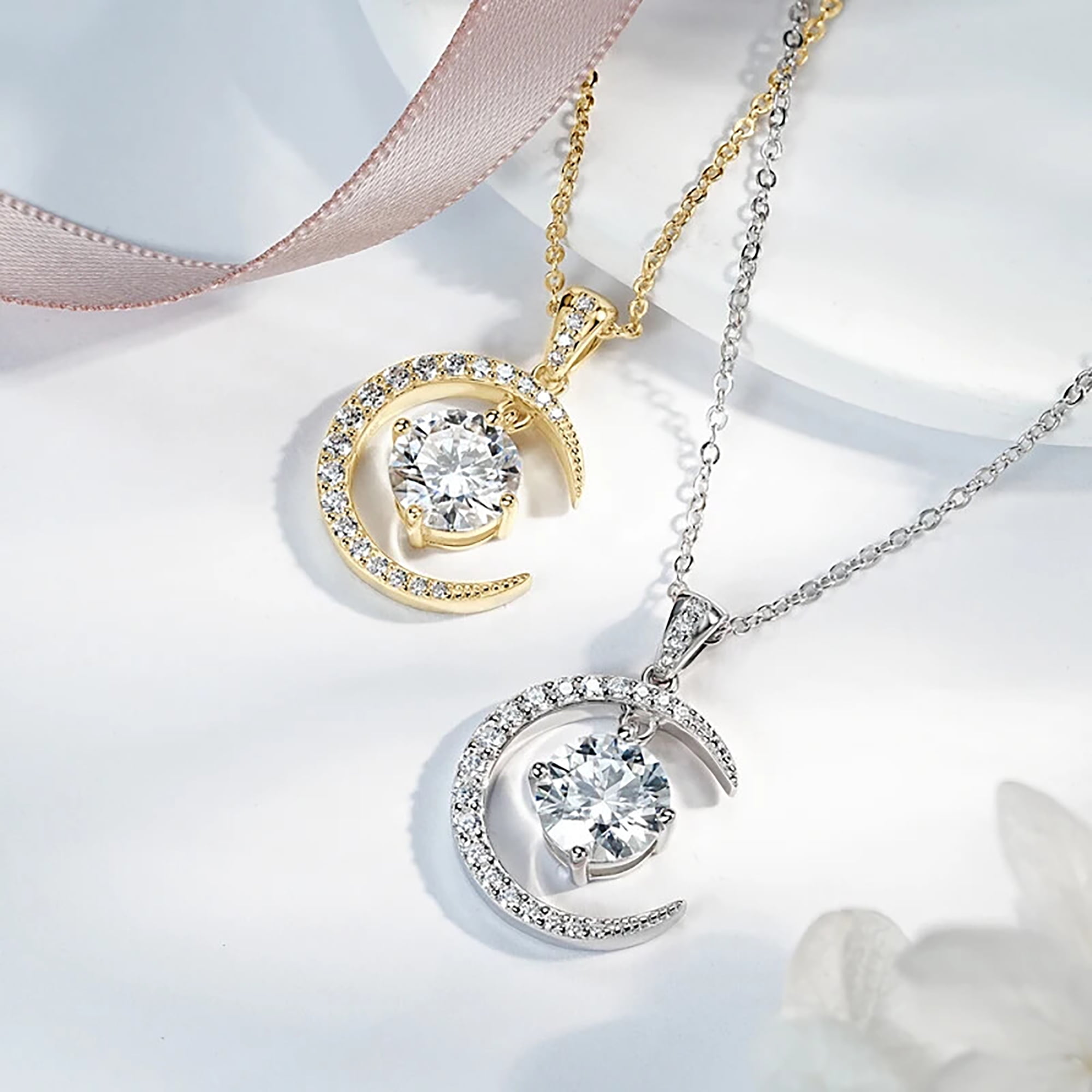 Sparkling 2.3 Ct Moissanite Stars Moon Necklace For Women S925 Sterling Silver Gold Plated Pendant Necklace D VVS1 Color Moissanite Diamond Necklace Jewelry Gift Chain