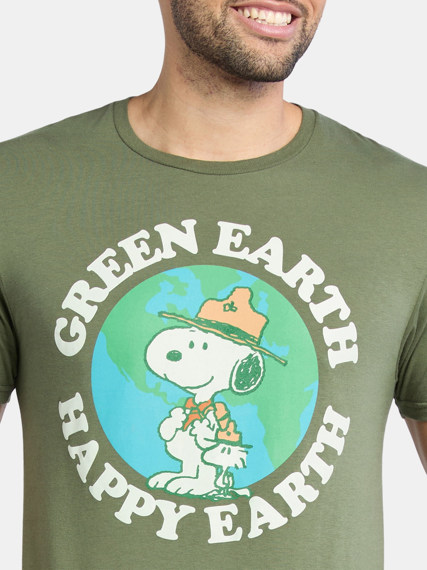 Peanuts Snoopy Green Earth Happy Earth Men’s and Big Men’s Graphic Tee, Sizes S-3XL