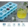 thumbnail image 4 of Dos bloques de hielo de silicona en forma de estrella con 10 placas de hielo fáciles de desmoldar, rejillas de hielo navideñas con forma de estrella de cinco puntas en color azul cielo., 4 of 8