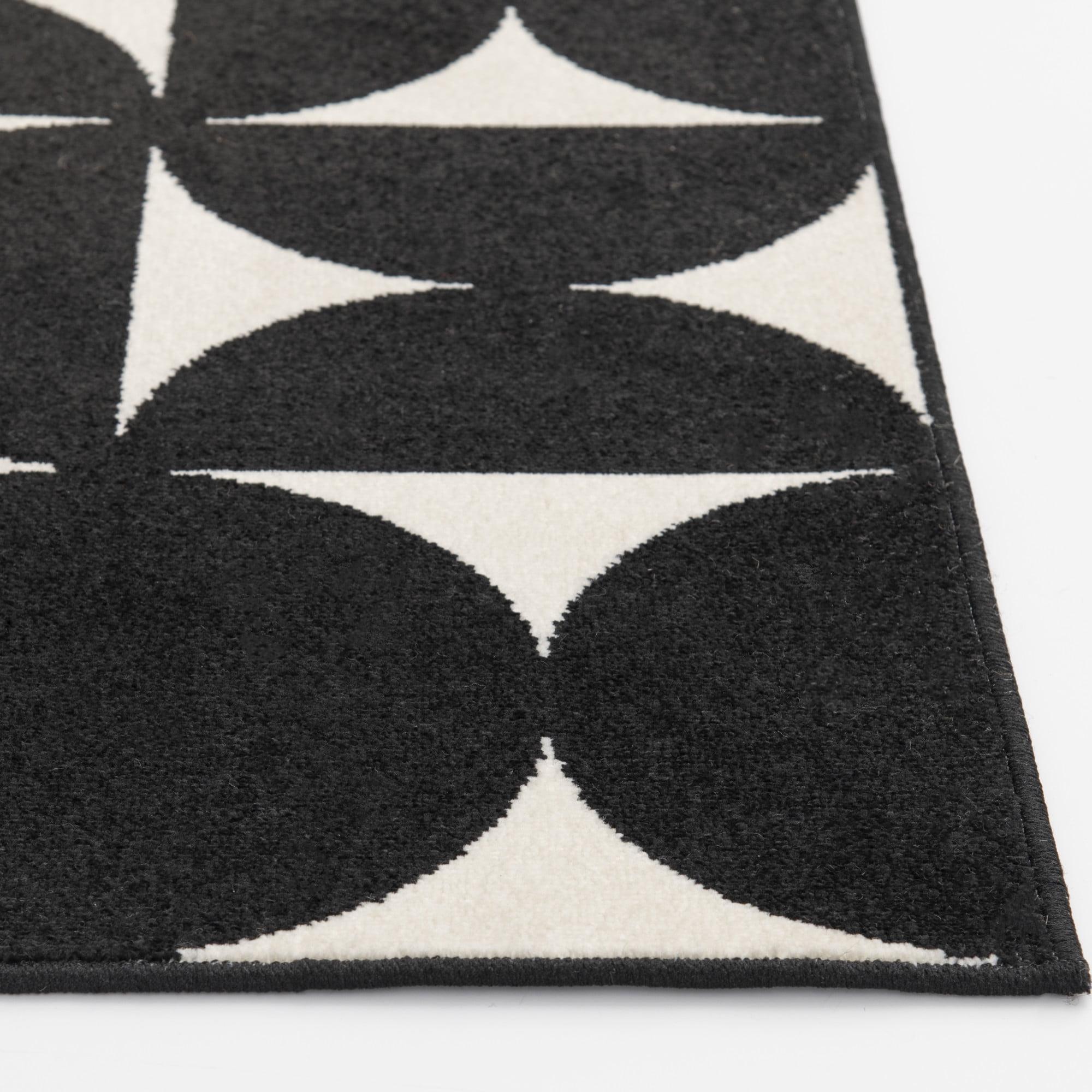 Loomaknoti Tecopa Sevella 2' x 7' Black Geometric Outdoor Runner Rug