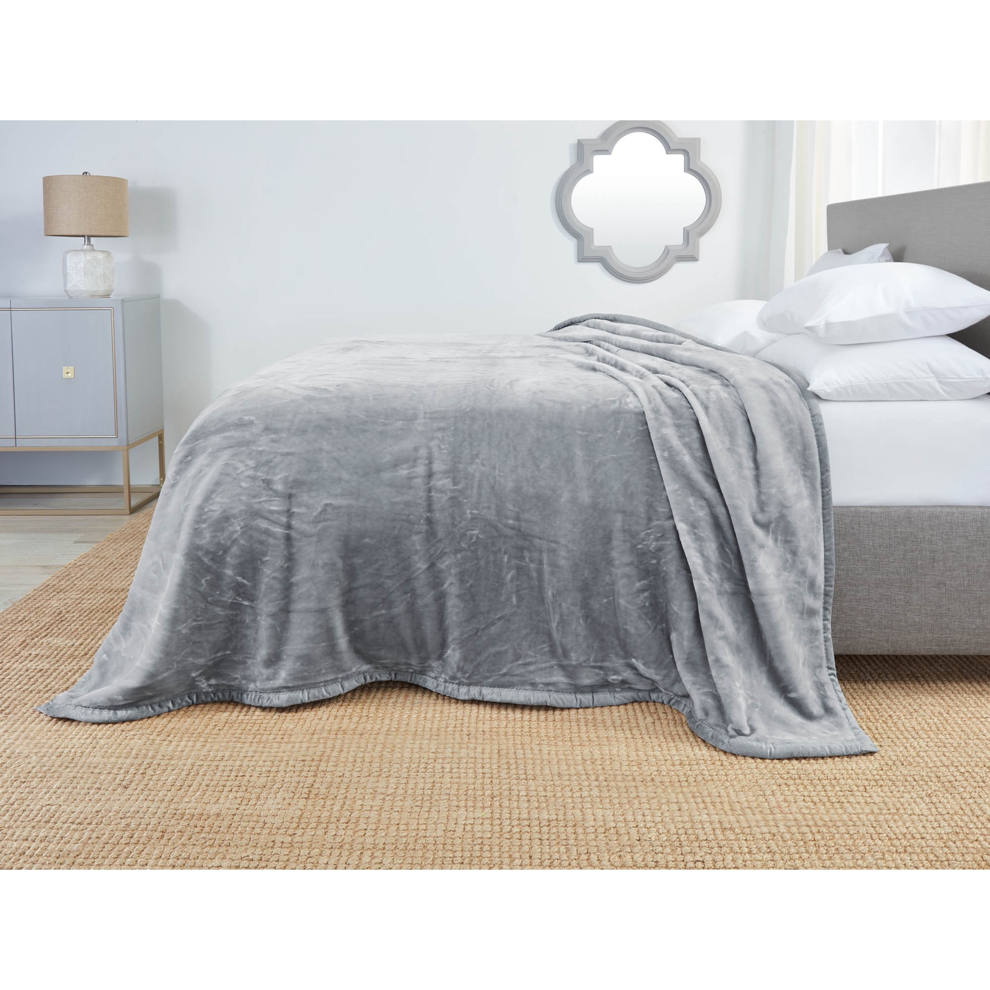 Nestl Ultra Plush Heavy Thick Raschel Imitation Mink Bed Blanket 55 x 82 Silver