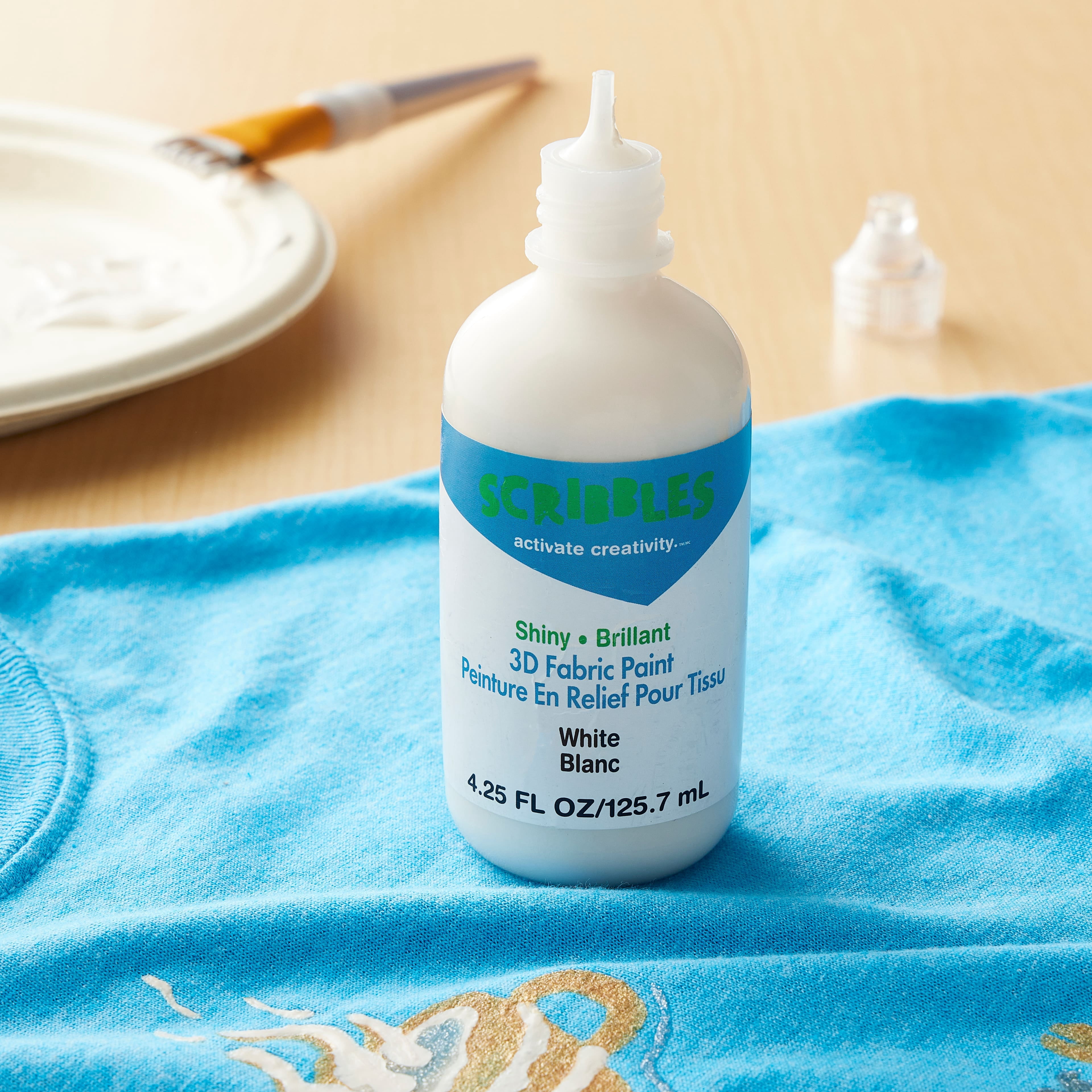Scribbles Shiny White 3D Fabric Paint, 18 Pack
