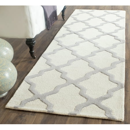 SAFAVIEH Cambridge Liam Geometric Wool Runner Rug, Ivory/Silver, 2'6" x 20'