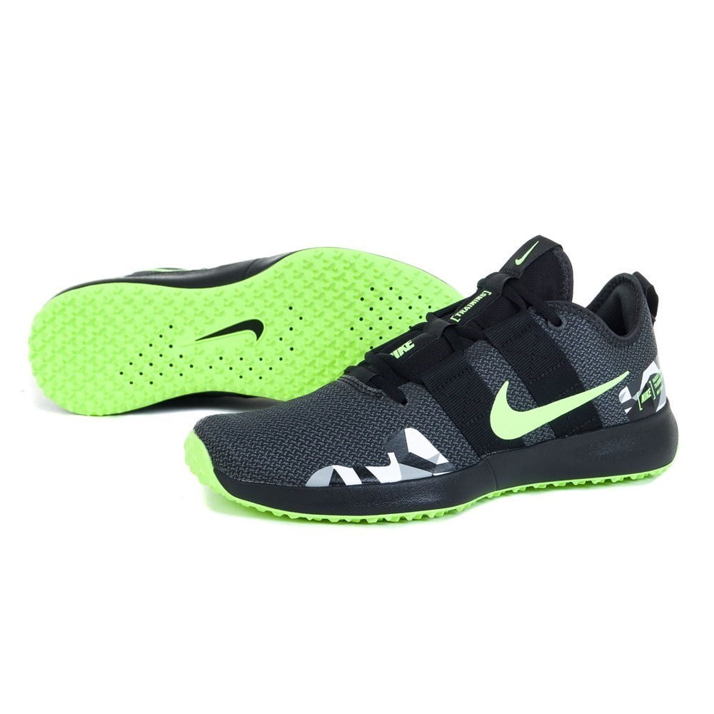 nike varsity tr 2