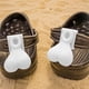 thumbnail image 5 of Zapato clip-on ornamento brillante pequeño zapatos lindos banda decoración colgante adultos adolescentes zapatillas de cumpleaños fiesta favores blanco 1 par Vogacara AP004659-02B, 5 of 7