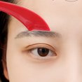 thumbnail image 4 of Cuchilla para cejas fácil de usar para principiantes, con protector para una piel suave y un resultado preciso., 4 of 6