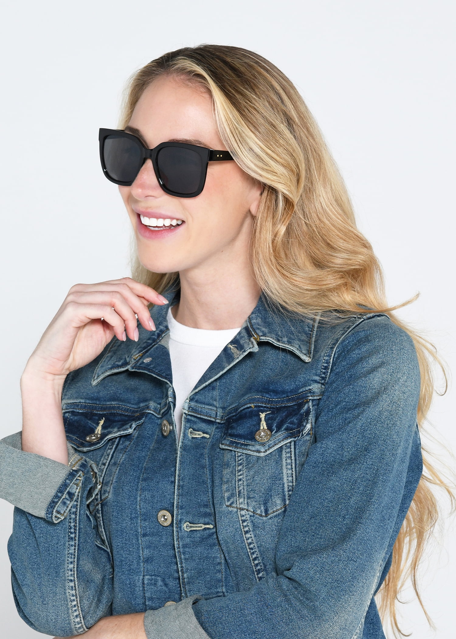 Foster Grant Women's Oversized Fashion Sunglasses Black
