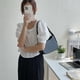 thumbnail image 4 of Bolsos cruzados para mujer, bolso de hombro para mujer, moderno bolso de mano pequeño con cierre de cremallera, bolsos de mano de hombro con correas ajustables, 4 of 7