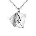 thumbnail image 1 of Collar con colgante de sobre de amor shaofei, 1 of 5