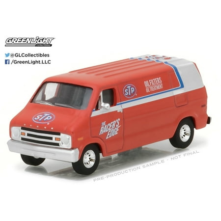 1973 Dodge B-100 Van - Greenlight 1:64 Running Empty Series 3 1976 Dodge B-100 STP