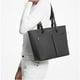 thumbnail image 3 of Michael Kors Bolso Tote Mediano Jet Set Travel para Mujer, con Dos Bolsillos, de Piel Vegana (Negro) 35F3GTVT3B-001, 3 of 8