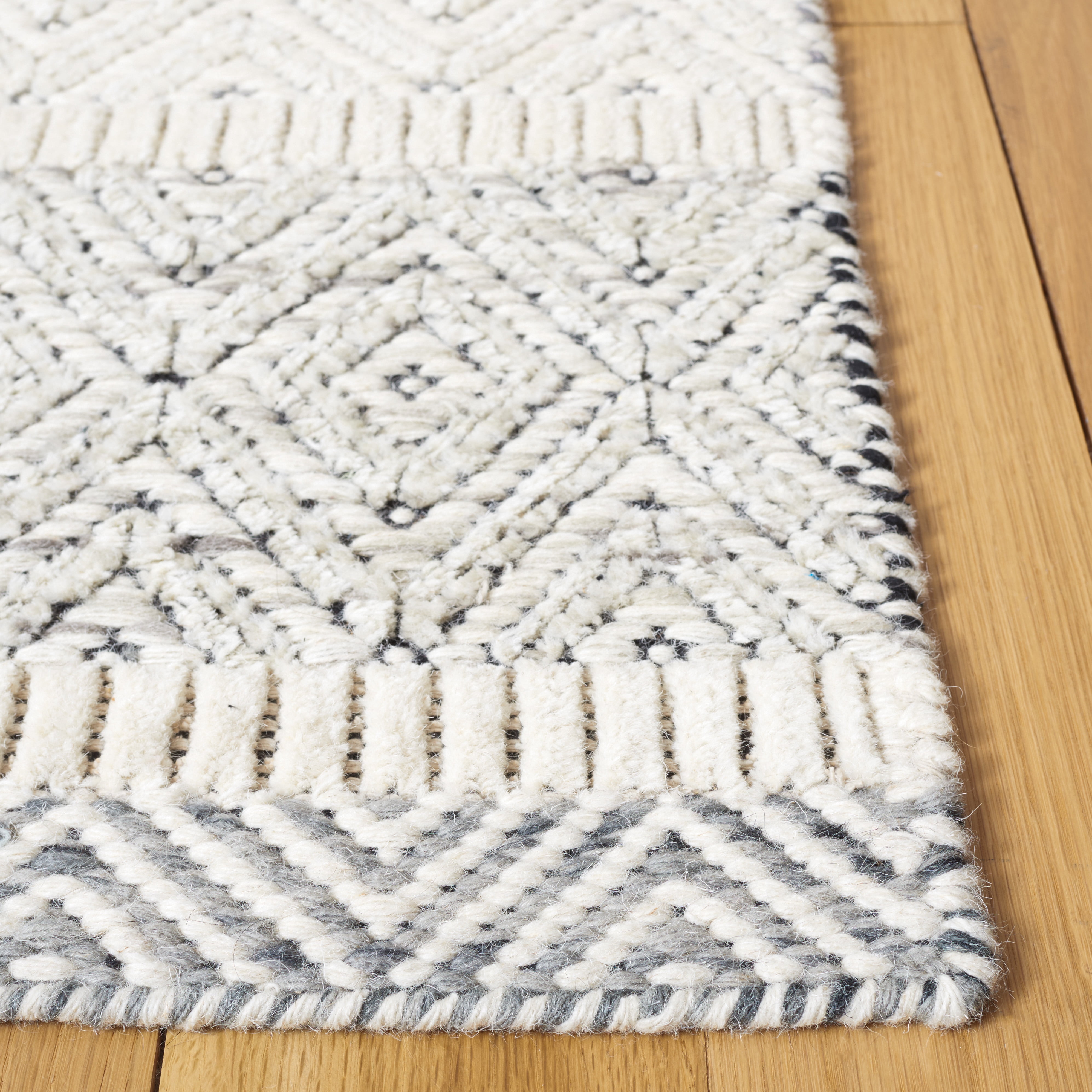 SAFAVIEH Martha Stewart Striped Area Rug, Ivory/Grey, 8' x 10'