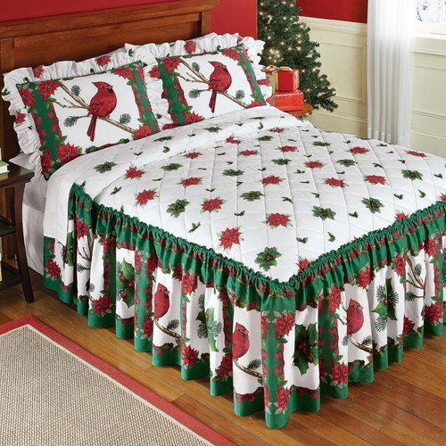 Festive Cardinal Evergreen Holiday BedspreadQueenMulti