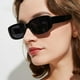 thumbnail image 3 of Gafas de sol de montura pequeña, gafas de sol cuadradas sencillas, gafas de moda punk para tiroteos callejeros, gafas de moda populares, 3 of 5
