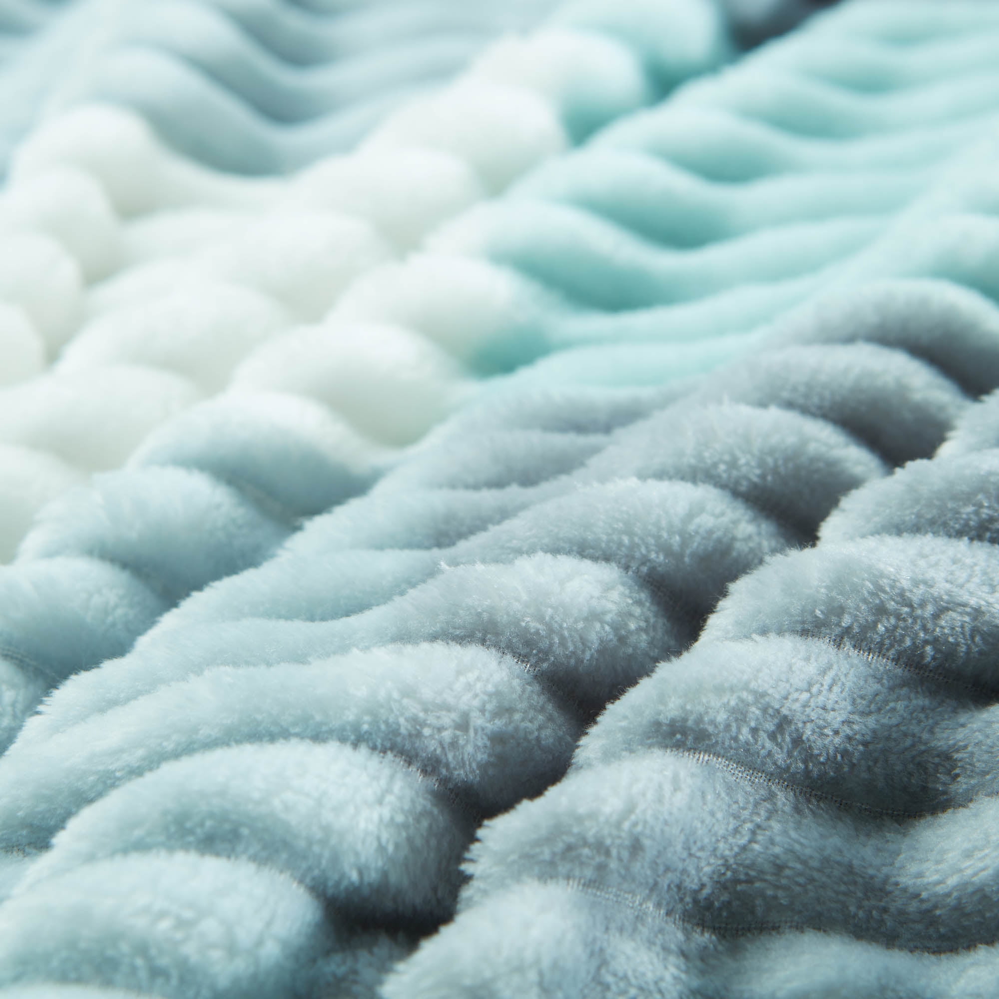 Clara Clark Ultra Plush Heavy Thick Raschel Imitation Mink Bed Blanket, 82 x 102, Blue Plaid