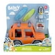 thumbnail image 2 of "Bluey, vehículo familiar 4WD, con 1 figura y 2 tablas de surf | Coche personalizable - Adventure Time |para mayores de 3 años" Bluey 13018, 2 of 2