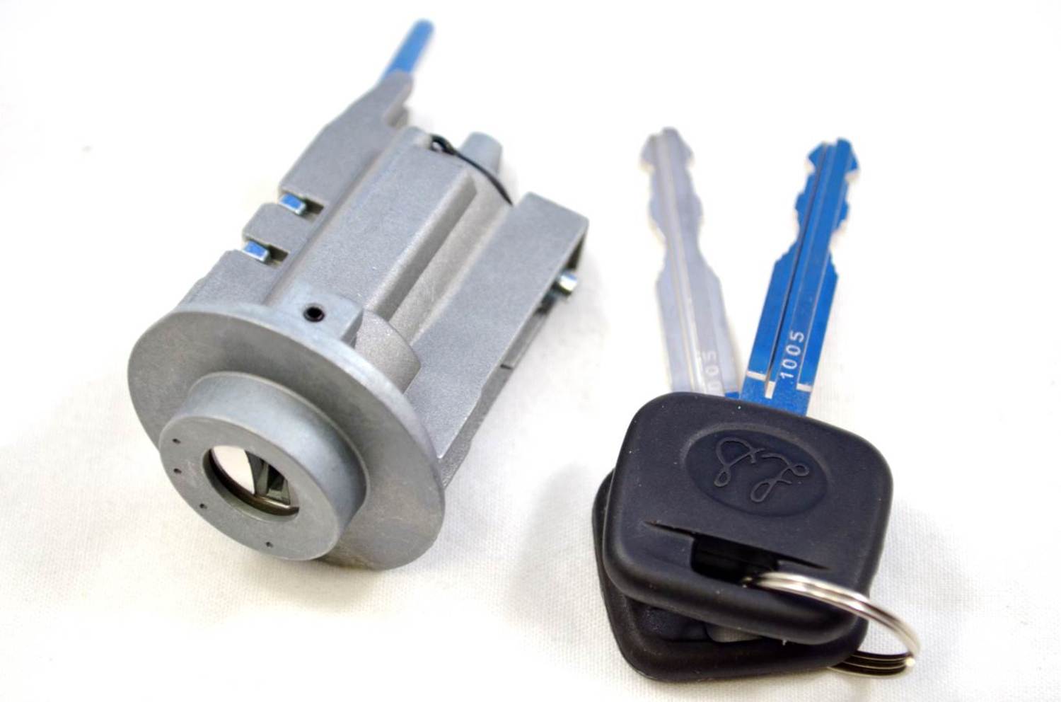 PT Auto Warehouse ILC257L Ignition Lock Cylinder with Keys without