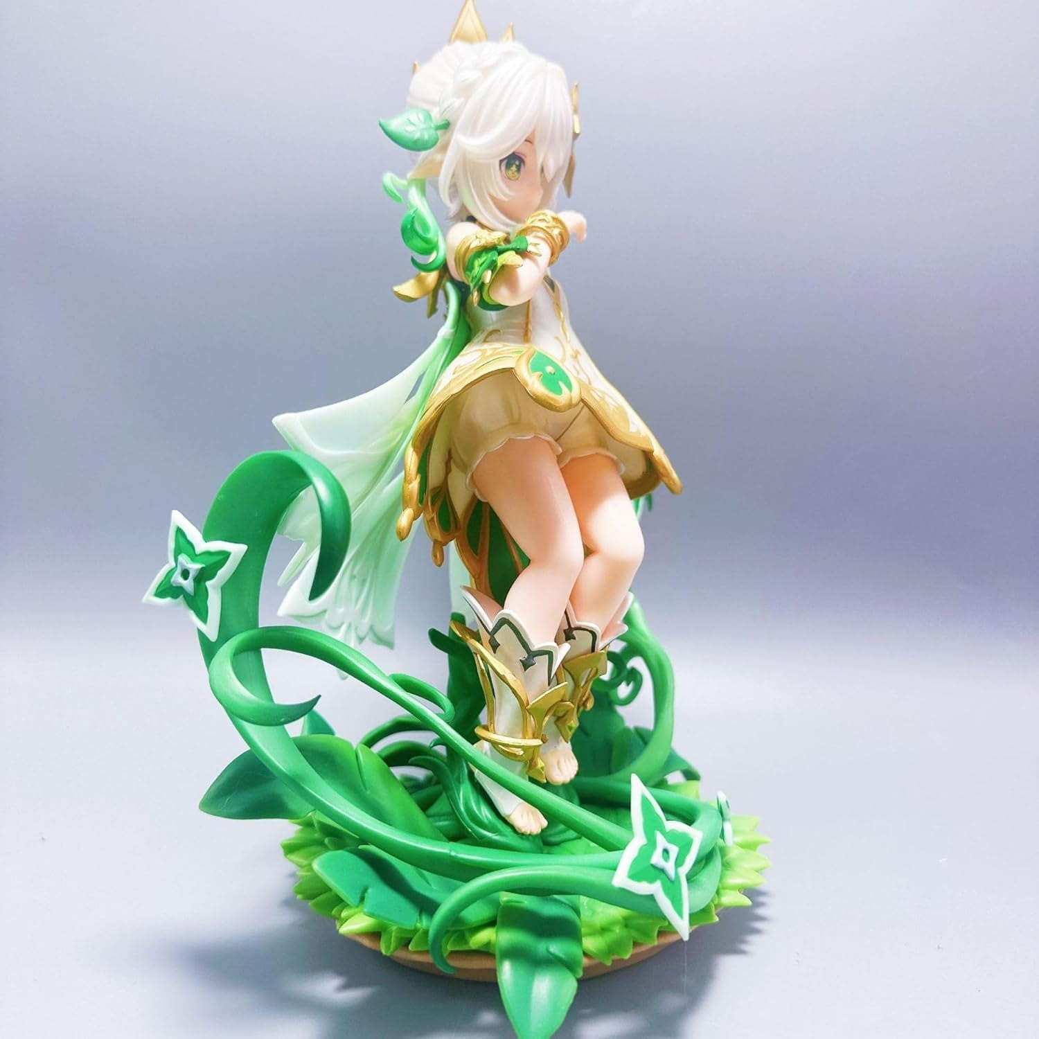 Nahida Figure, Grass God Half Squat Nahida Anime Figures 28cm/11inch Model Game Character Statue Collection Decoration Gift