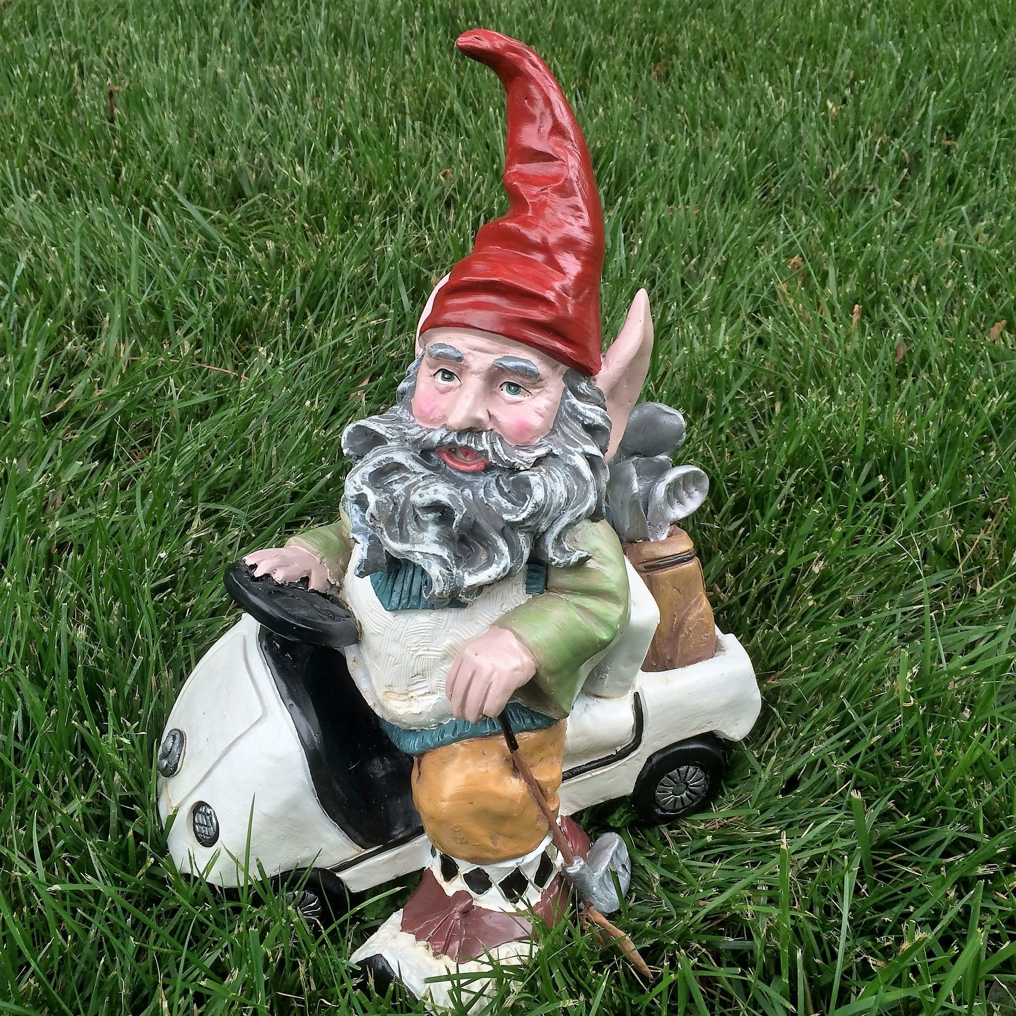 Homestyles Greg the Golfer in His Golf Cart Garden Gnome Outdoor Statue 12"H