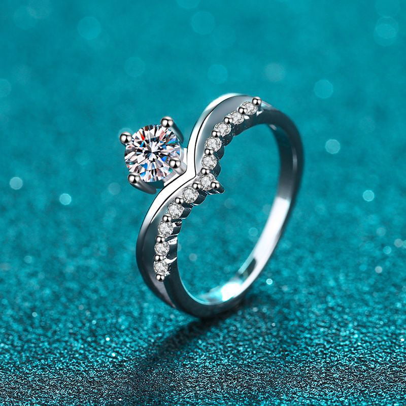 Diamond chevron wedding band – Oore jewelry