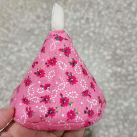 

Anti-scalding Triangle Pot Handle Cap Heat Insulation Gloves Kitchen Casserole Cap For Kitchen Pot Holder Pink Flower