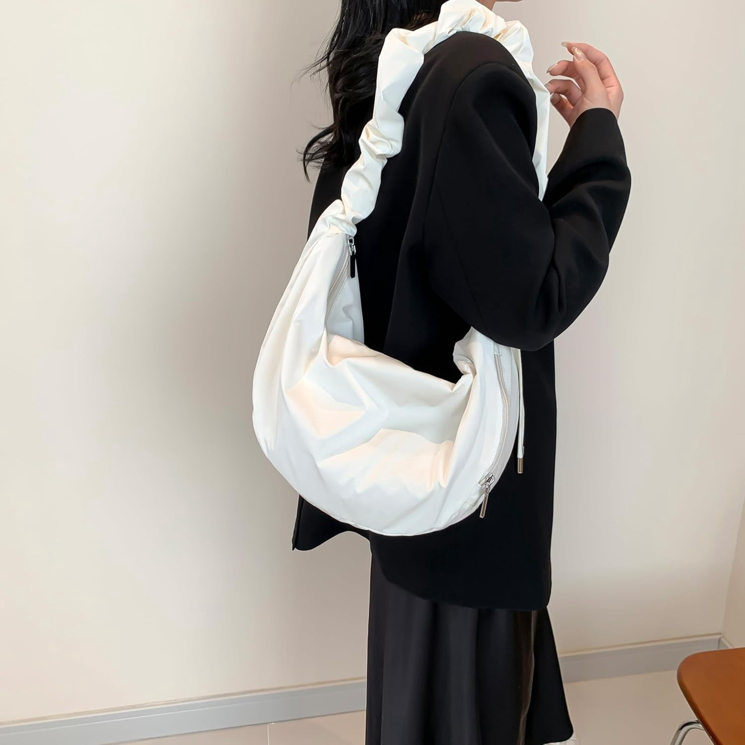 CoCoMangos Large Nylon Hobo Crossbody Bag for Women Sling Crescent Bag Trendy Shoulder Bag Casual Handbag Travel Purse