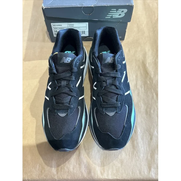 NEW BALANCE MEN'S BLUE/GREEN/BLACK RUNNING SHOES M5740RRA SIZE: 10