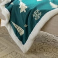 thumbnail image 5 of SAFAVIEH Cedar Sherpa Throw Green, 5 of 6