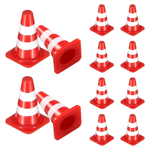 50pcs Mini Roadblocks Plastic Traffic Cones Miniature Traffic Signs ...