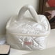 thumbnail image 4 of Bolsa de cosméticos de algodón de plumón de gran capacidad para mujer bolsas de maquillaje para vacaciones (blanco) Ndcxsfigh Para Estrenar, 4 of 5