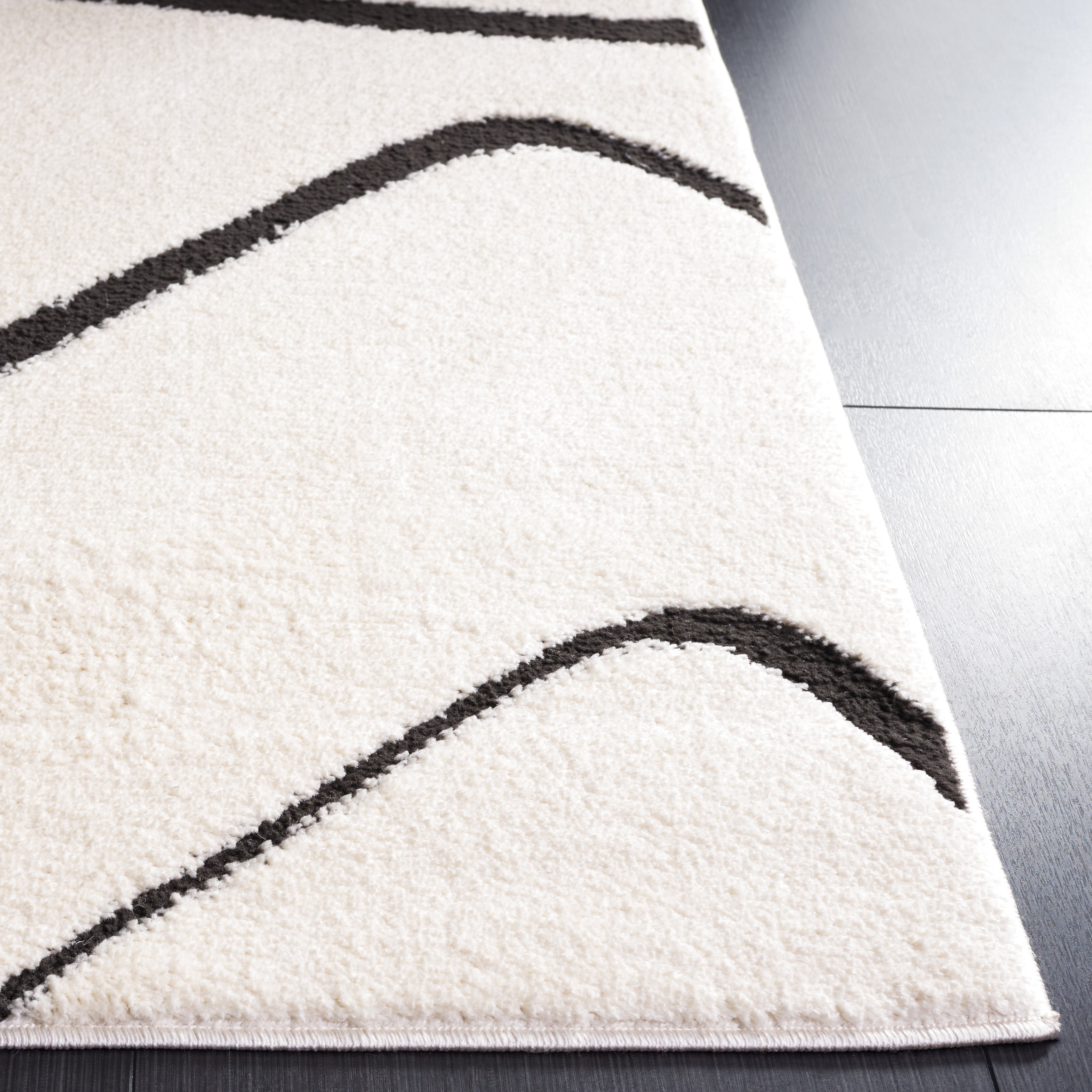 SAFAVIEH Melody Quinn Modern Area Rug, Ivory/Black, 9' x 12'