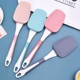 thumbnail image 3 of Visland Cream Scraper Non-stick One-piece Design Silicone Baking Spatula Oil Brush Tool for Bakery, 3 of 7